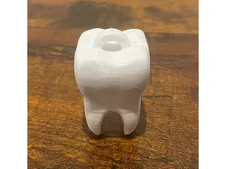 Tooth keychain (scaleable)