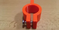 Pipe clip