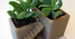 Villa Desk Plant Pot