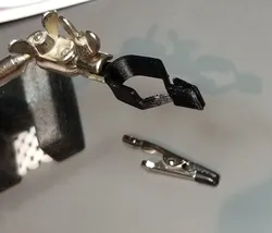 Helping-Hands Clamp