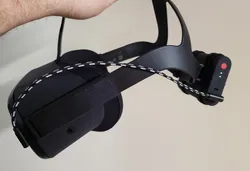 Quest Battery Pack Clips