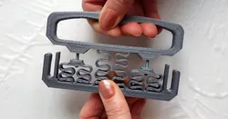 Bag holder with damper