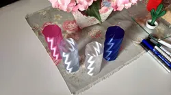 Satisfying hexagon twist container