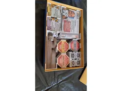 Derrocar boardgame insert