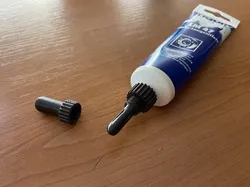 LMU8 grease injector