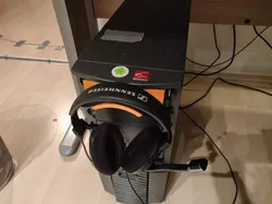 5.25 in Drive Bay Drawer with Headphones Holder