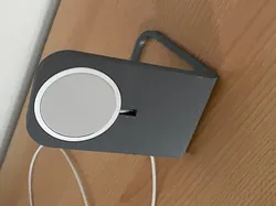 Iphone magsafe deskstand