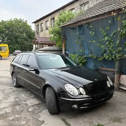 Mercedes-Benz W211 Wagon (station wagon) model 🚗✨