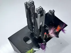 SOPORTE PARA SEÑUELOS Y ALICATES - Modelo de impresión 3D gratuito
