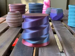 Vase Mode Twisty | Self-Sealing and Opening Storage Container