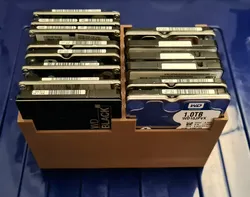 16 HDD slim 2,5"  Box