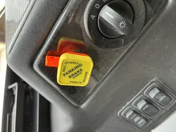 Newmar New Aire Brake Hold