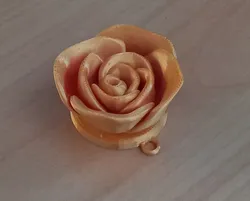 Porte clé en forme de rose