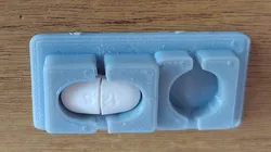 Pills Cutter(Kráječ na půlení pilulek )