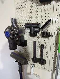 Dyson mounts for DDD Wall Control system