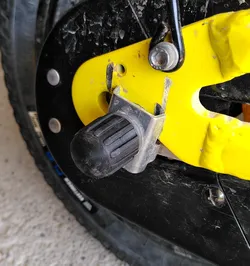Protective cap for M8 nut (15mm wrench-size)