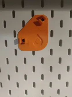 Skadis hydration bladder drying mount
