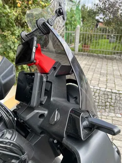 Husqvarna Norden 901 SP connect phone mount