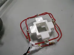 UV/vis/fluorimeter cuvette holder with 4 LED slots for irradiation
