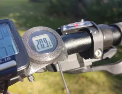 bicicle thermometer support
