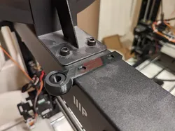 Maker Select filament guide with screw holes