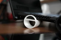 Mini laptop stand/riser