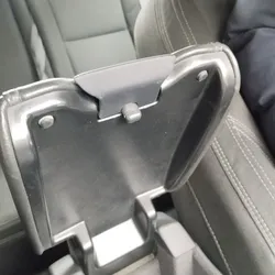 Volvo S60-XC60 armrest latch