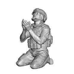 H41 praying soldier