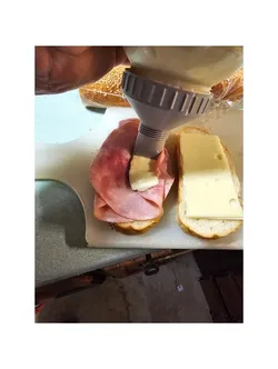 Mayonnaise Jar Squeeze Adapter