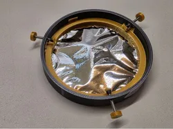 Solar (eclipse) filter holder for mounting onto a lens, adjustable diameter with screws