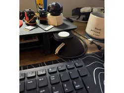 iWatch Puck