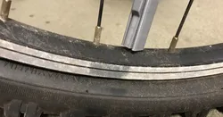 derSchraderFlatter QR - quick release tire deflator for Schrader valves