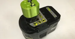 Ryobi 18V Battery Mini Clip for DIY Projects