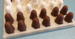 Hnefatafl figures stand