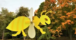 Busy Bee Wind Spinner Toy