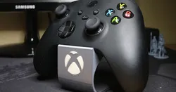 Xbox controller stand