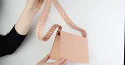Self Closing Triangle Purse with Geometric Link Chain