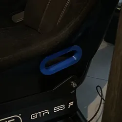 Oplite bucket harness loop