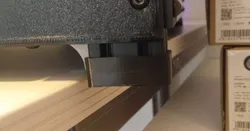 Feet for 2040 extrusions with tapped M6 screws