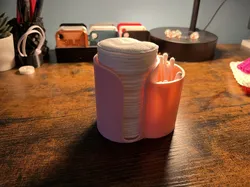 Makeup Q-TIP / cotton pad holder