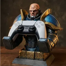 Board Games & Card Games STL indir - Gaming Controller Holder | Sci-Fi Soldier Gear Stand - Fluid Prints