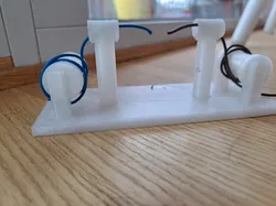 Wire holder (for solding)