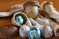 Acorn napkin rings with hidden storage