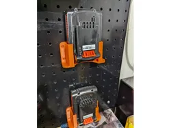 Black&Decker / DeWalt 20V battery holders for Pegboard