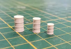 H0 1:87 scale 200L, 160L and 60L Oil drums / barrels