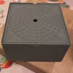 Stackable Dragon Box with lid