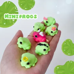 Mini frog magnets