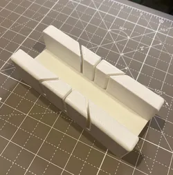 Small Mitre / Miter Box (1 inch / 26mm)
