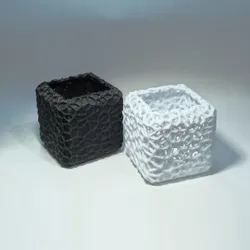Voronoi cubic planter for aquarium