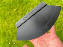 BBQ Cleaner, Barbecue scraper, with rounded shape.